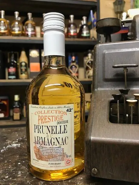 Scouflaire « Prunelle à l’Armagnac » — Liqueur de Prunelle Vieillie en Fût de Chêne
